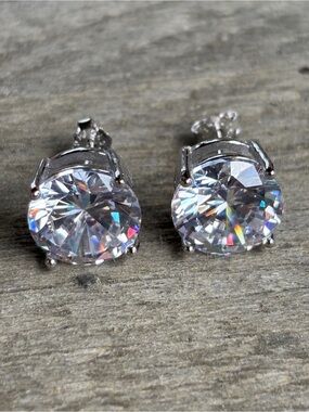 Classic Round Cubic Zirconia Stud Earrings in Sterling Silver